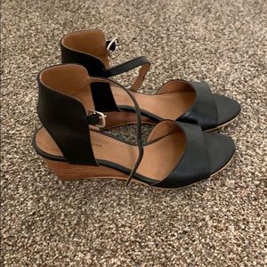 14th & Union Wedge Sandal